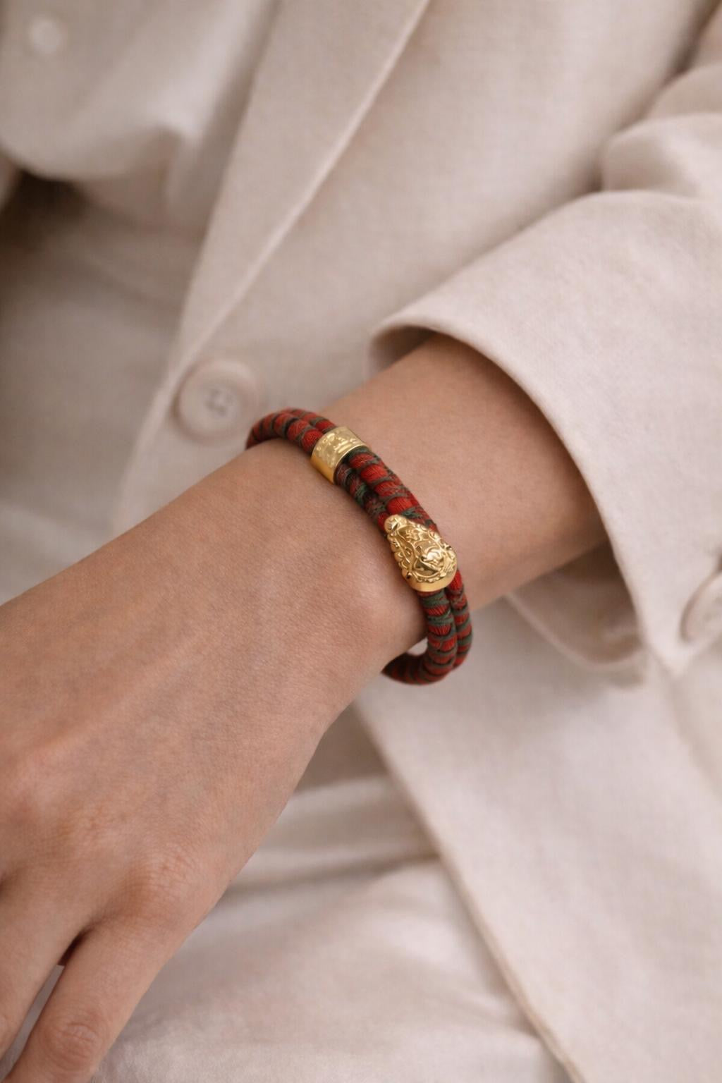 Gold-plated and fabric bracelet. Vintage handcrafted with colorful threads.