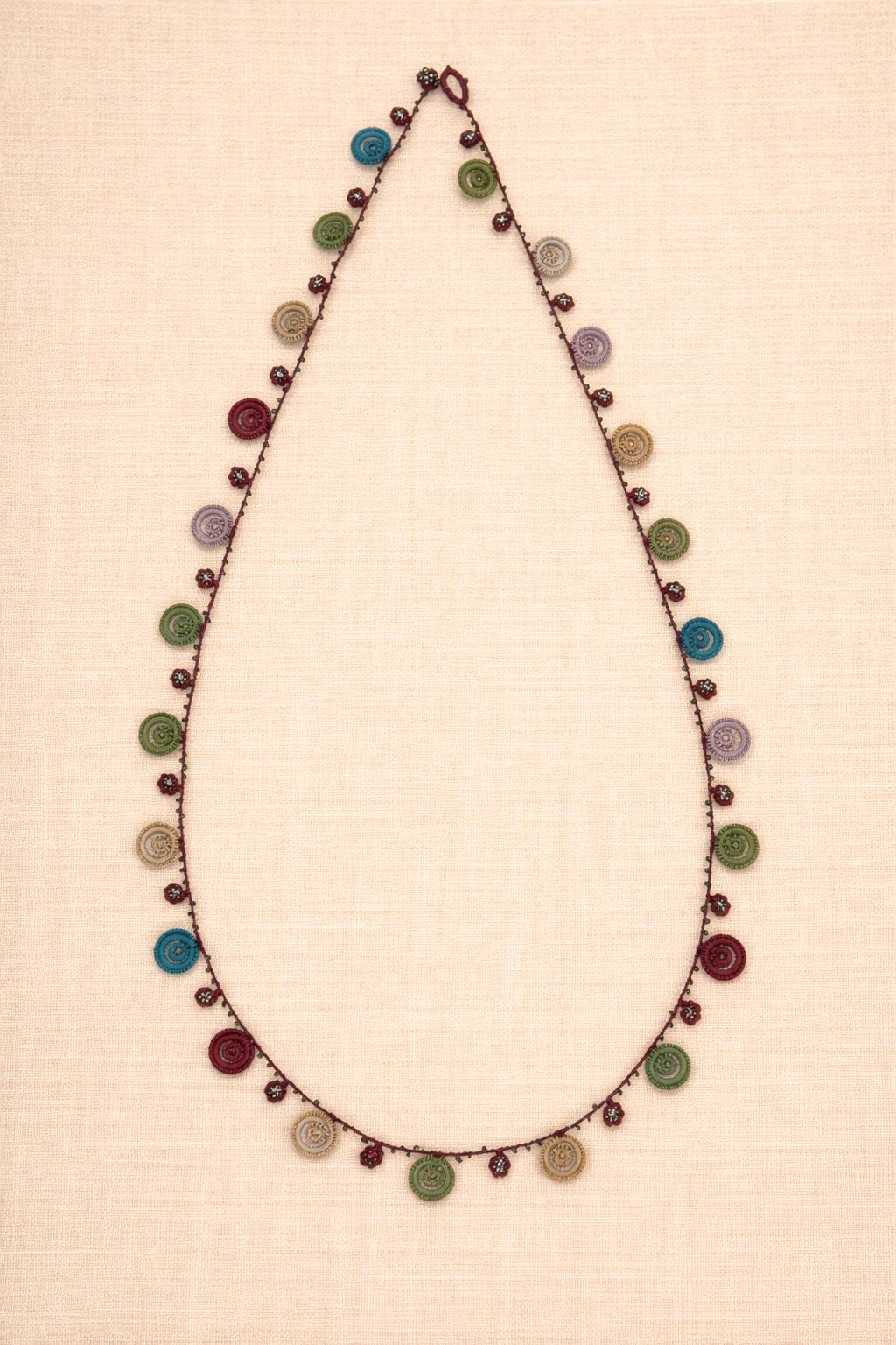 Necklace crochet medium colorful 2 circles Burgundy