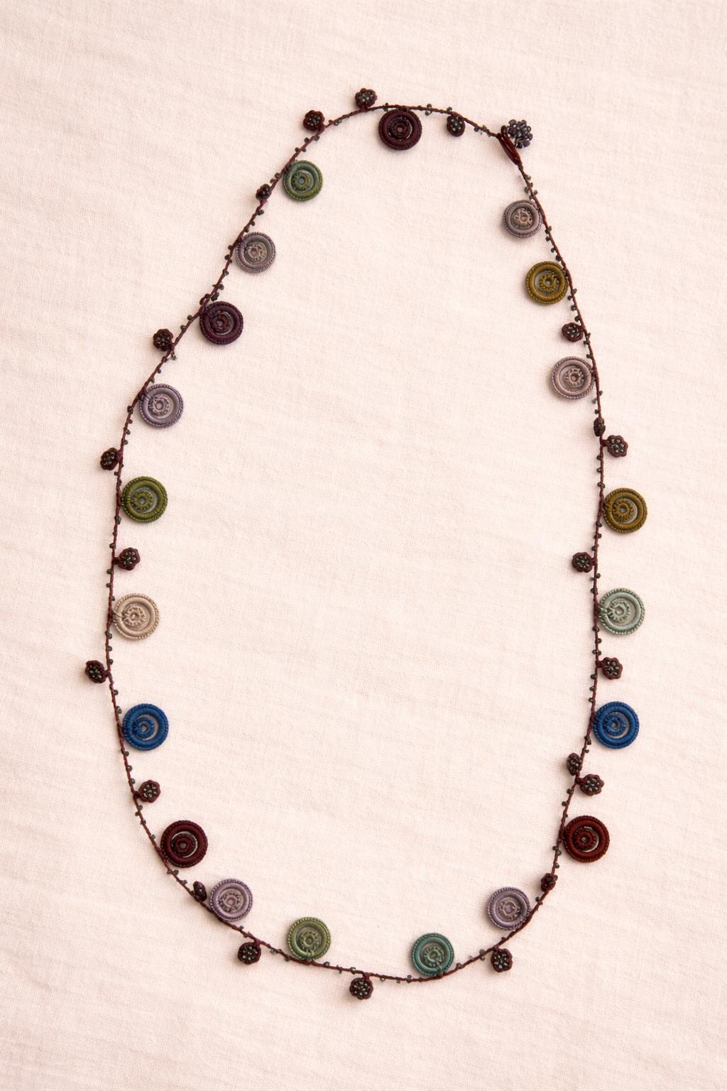 Necklace crochet medium colorful 2 circles Burgundy