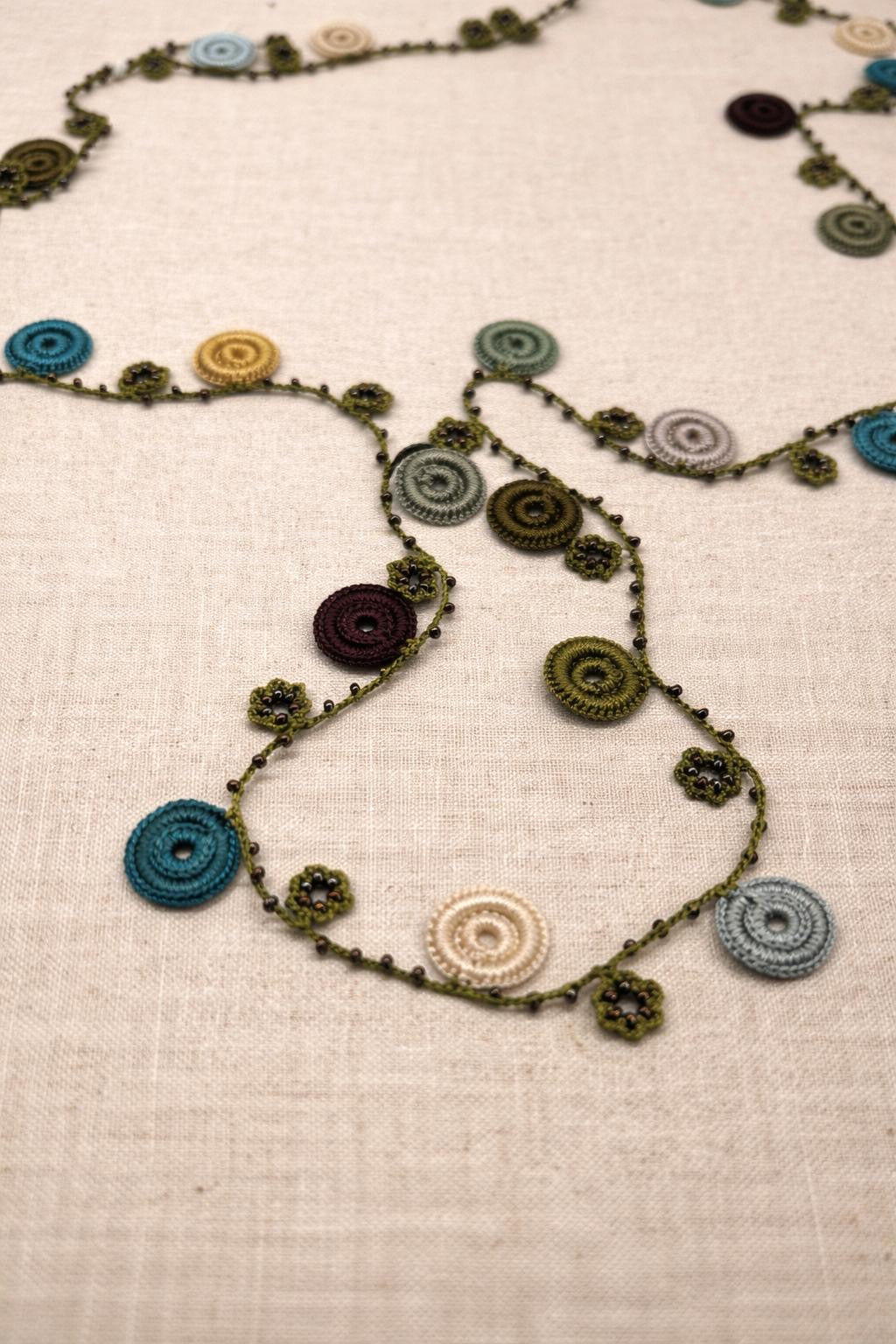 Necklace crochet medium colorful 2 circles Green