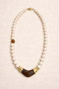 Necklace short pearls with brown triangle stone